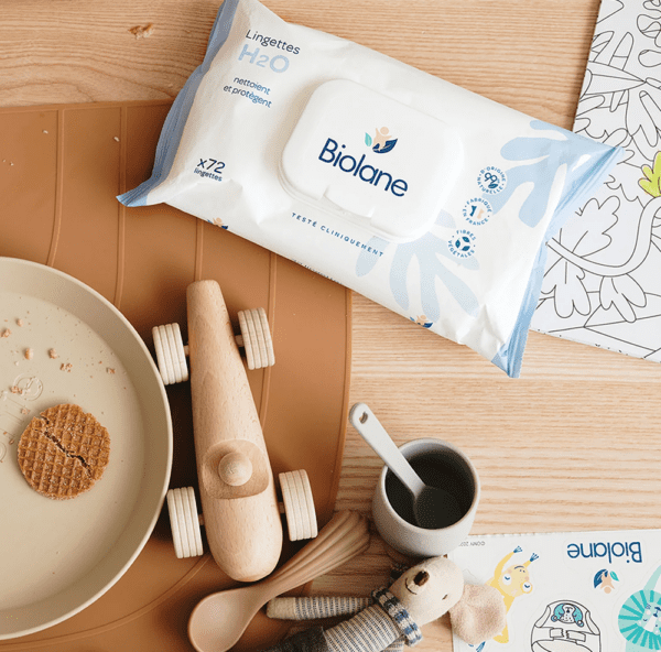 Lingettes Nettoyantes H2O BIOLANE – Douceur & Fraîcheur Sans Rinçage