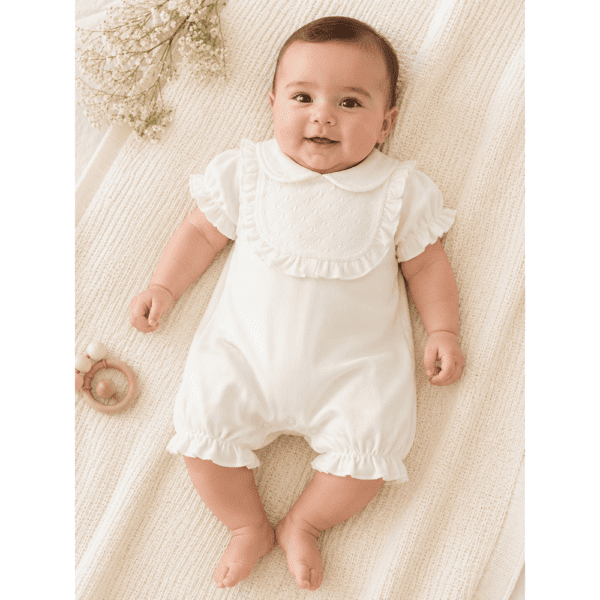 Combinaison Bébé Blanche Chic à Volants
